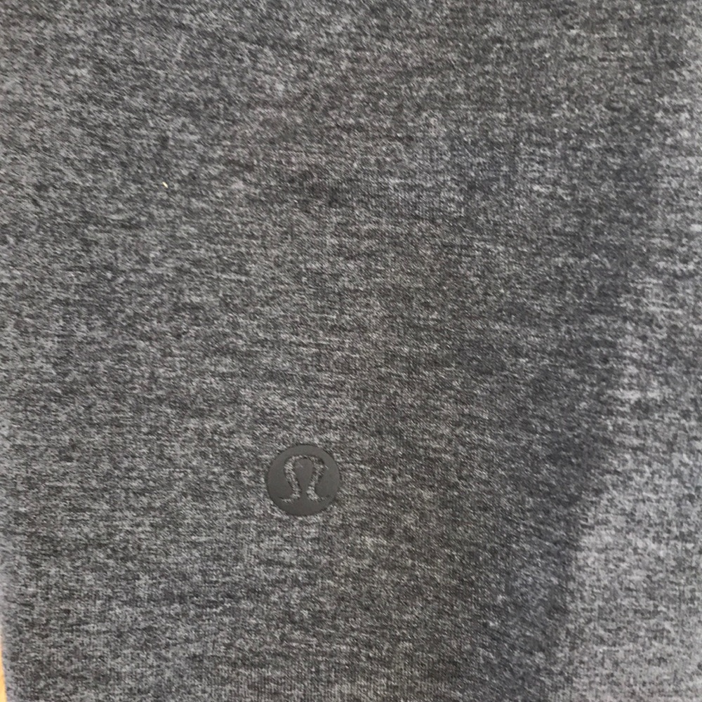 Lululemon tuck and gather pullover - Picture 5 of 5